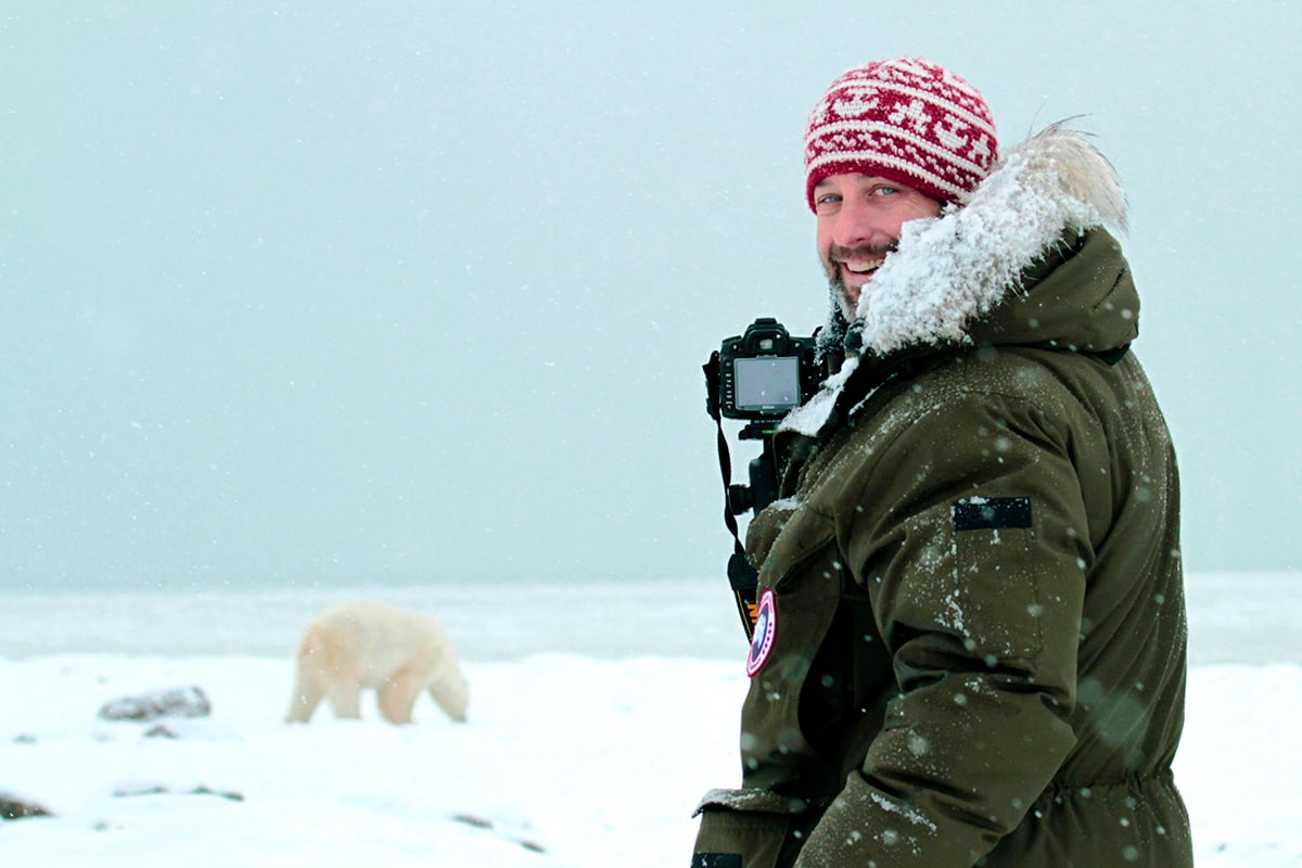 3-Grizzly-and-Polar-Bears-Carousel-1-Polar-Bear-and-Photographer-Private-Journey-Arctic-Polar-Adventure-Arctic-Kingdom