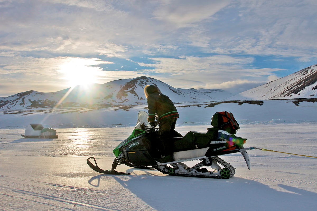 5-Ultimate-Journey-Ultimate-Floe-Edge-Carousel-1-Snowmobiling-to-Floe-Edge-Private-Journey-Arctic-Polar-Adventure-Arctic-Kingdom