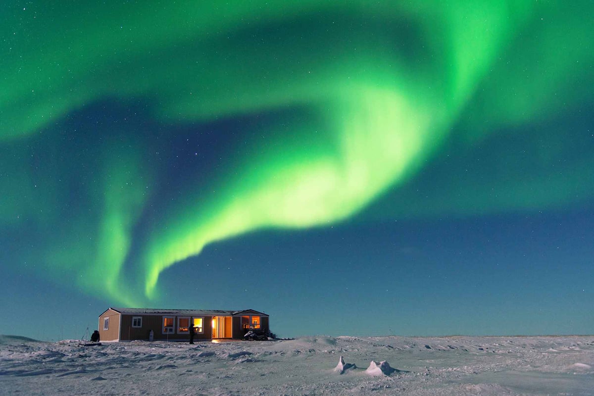 6-Ultimate-Journey-Northern-Lights-Carousel-2-Private-Cabins-With-Northern-Lights-Aurora-Borealis-Private-Journey-Arctic-Polar-Adventure-Arctic-Kingdom