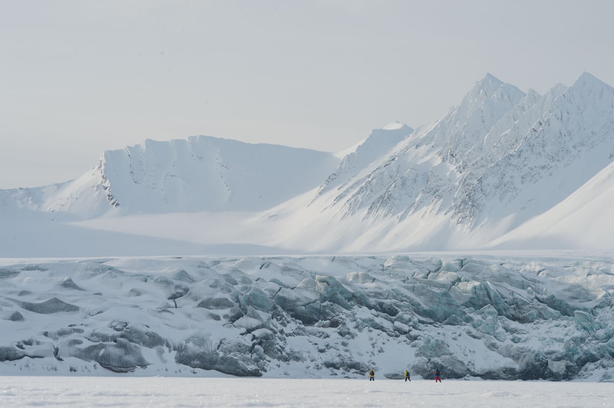 150326-svalbard-glacier-front-4110