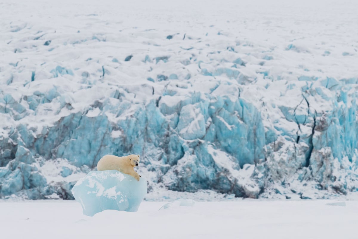 150313Svalbard-pyramiden9676